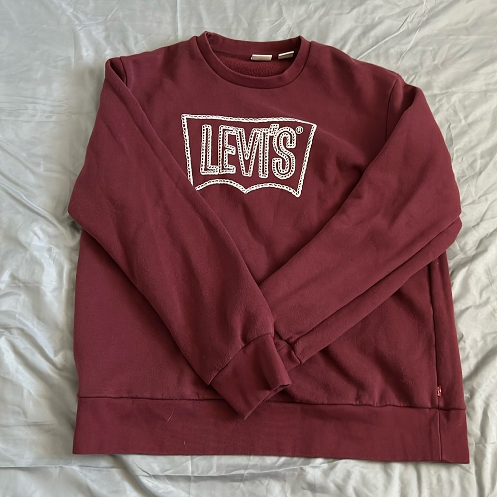 Levi’s sweatshirt, size L